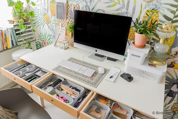 desk space drawers